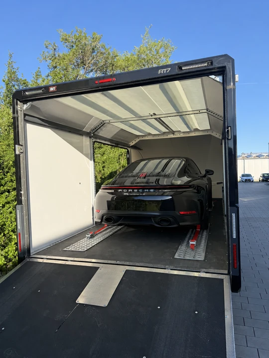 Porsche an der Rampe unseres RT7