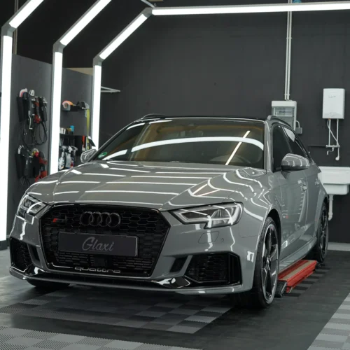 Audi RS3 in Nardograu nach einer Aufbereitung