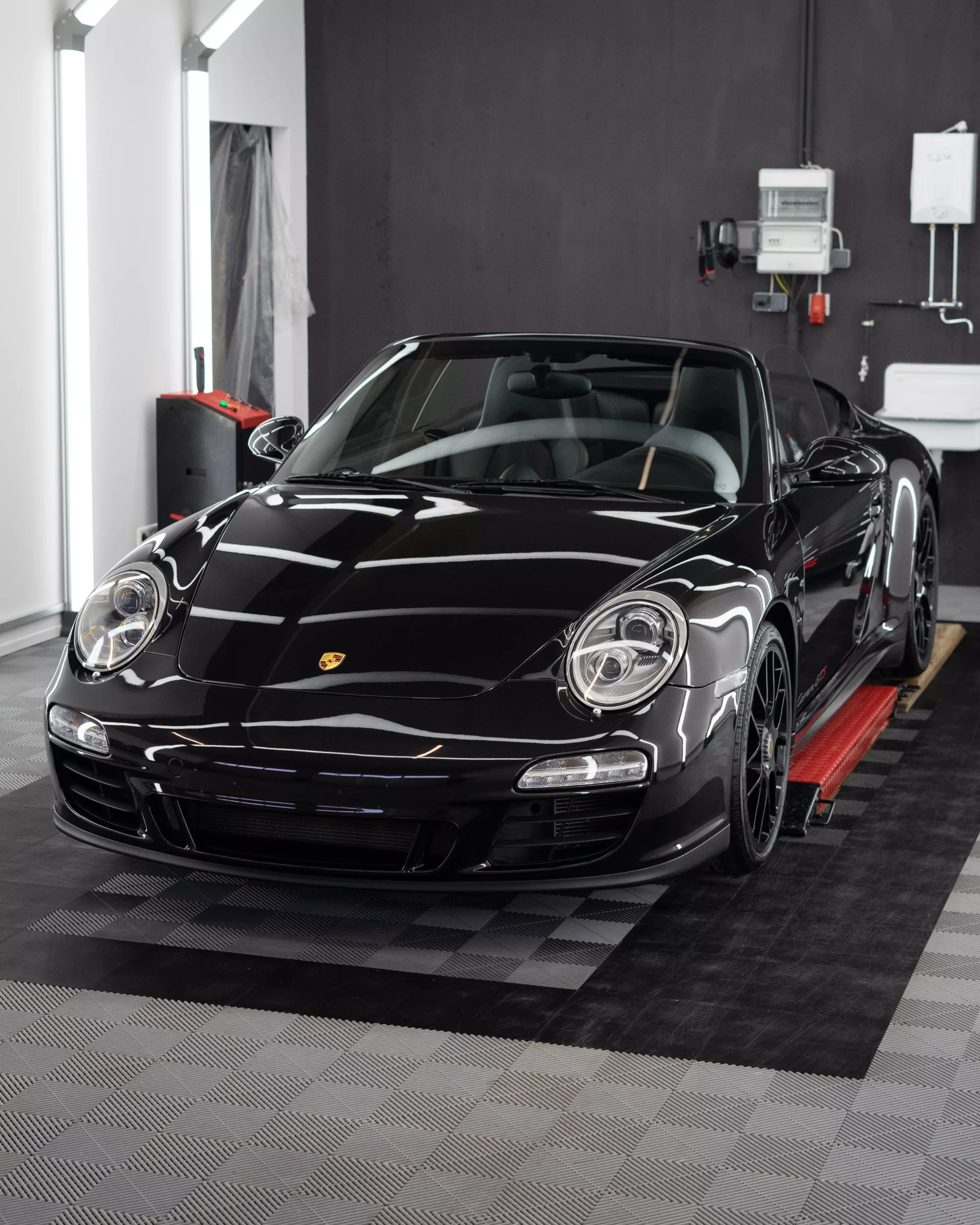 Porsche 911 Keramikversiegelung. Insbesondere für Porsche 997 GTS wie hier auf dem Bild zu sehen.