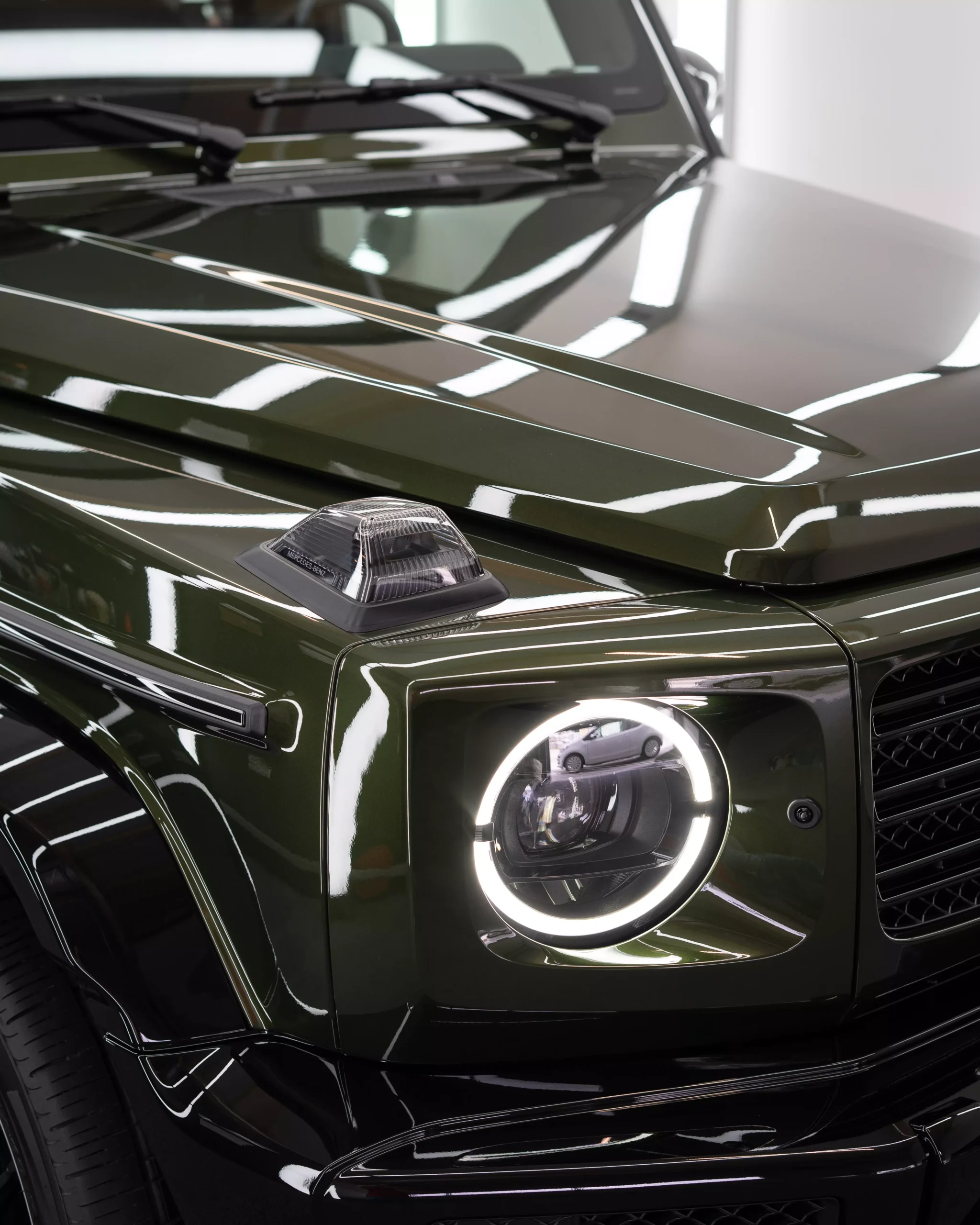 Mercedes-Benz G500 in oliv Metallic mit Keramikversiegelung