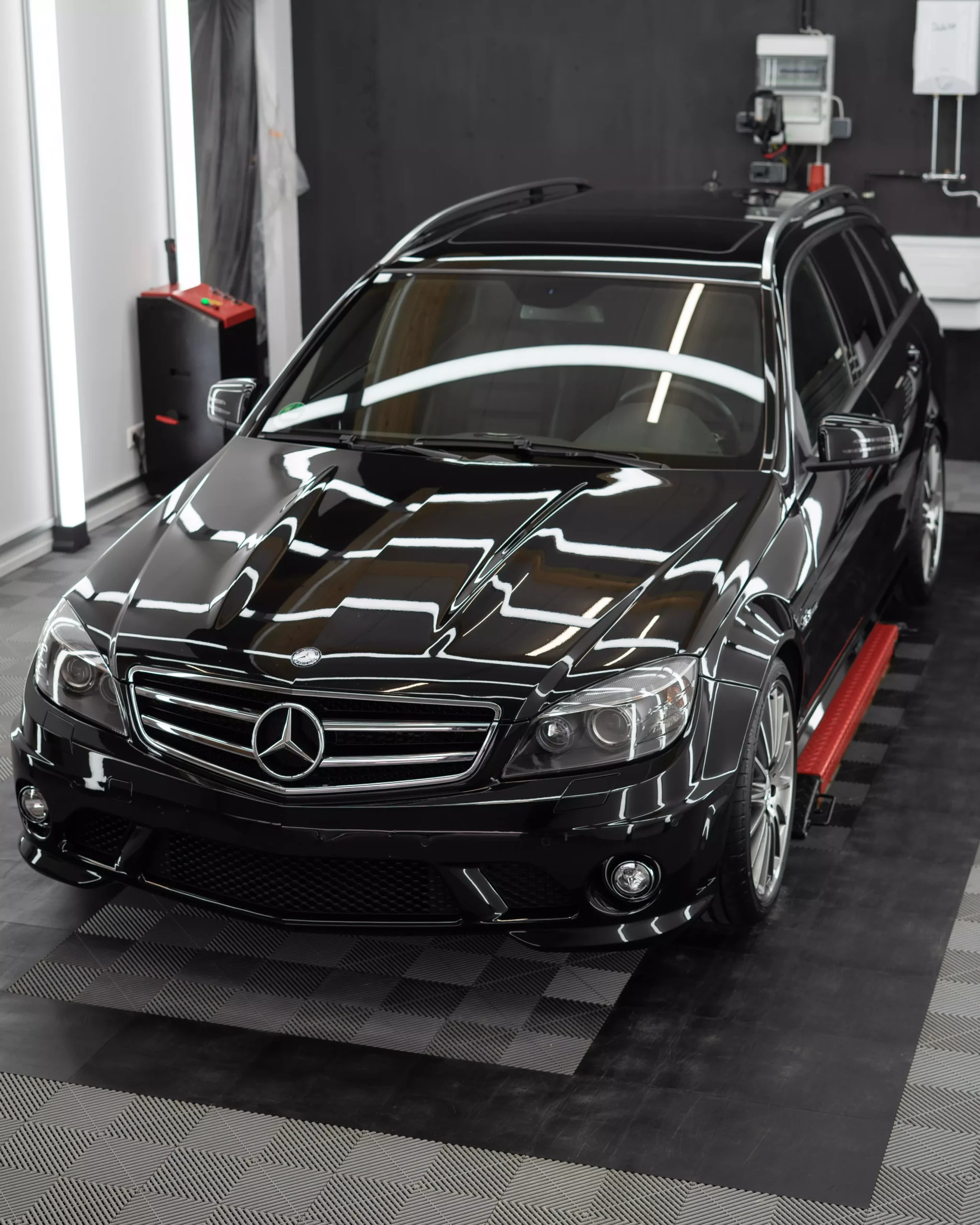 Mercedes-Benz C63 Keramikversiegelung bei GLAXI in Schwäbisch Hall