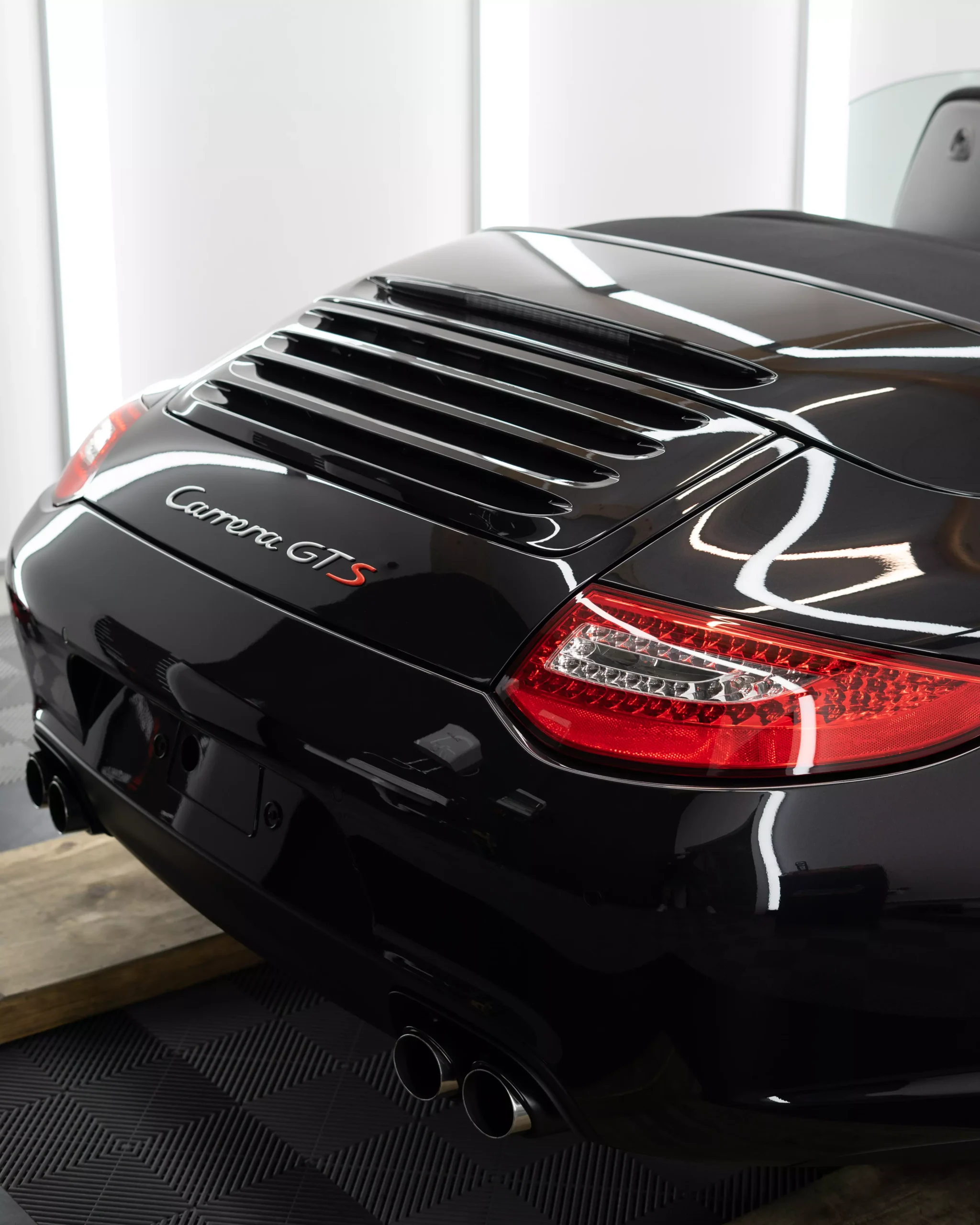 Porsche 911 Keramikversiegelung. Insbesondere für Porsche 997 GTS wie hier auf dem Bild zu sehen.