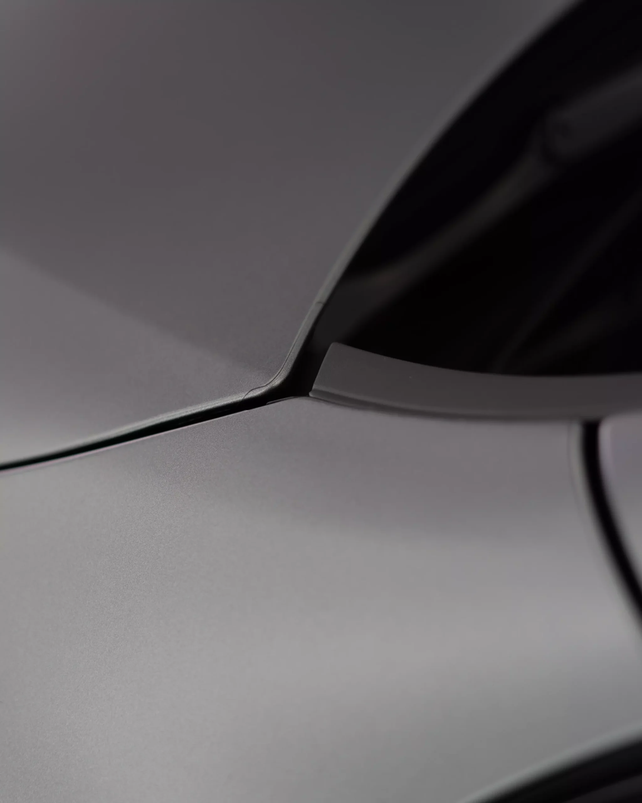 Mercedes C300d / C-Klasse in grau matt mit Lackschutzfolie oder auch Steinschlagschutzfolie genannt.