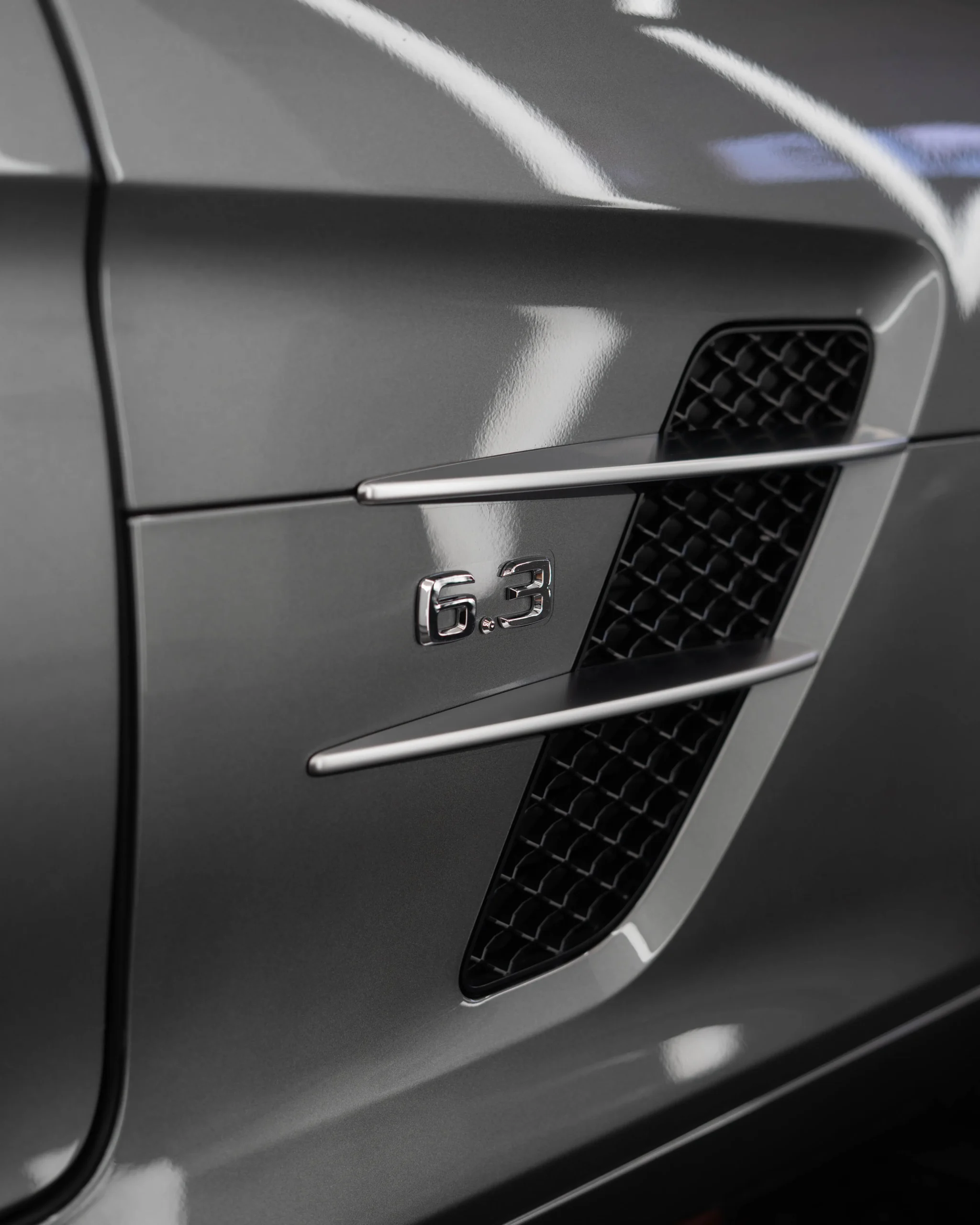 Viele Menschen verbinden viele Erinnerungen mit, der Mercedes SLS AMG sollte für die Nachfahren erhalten bleiben.