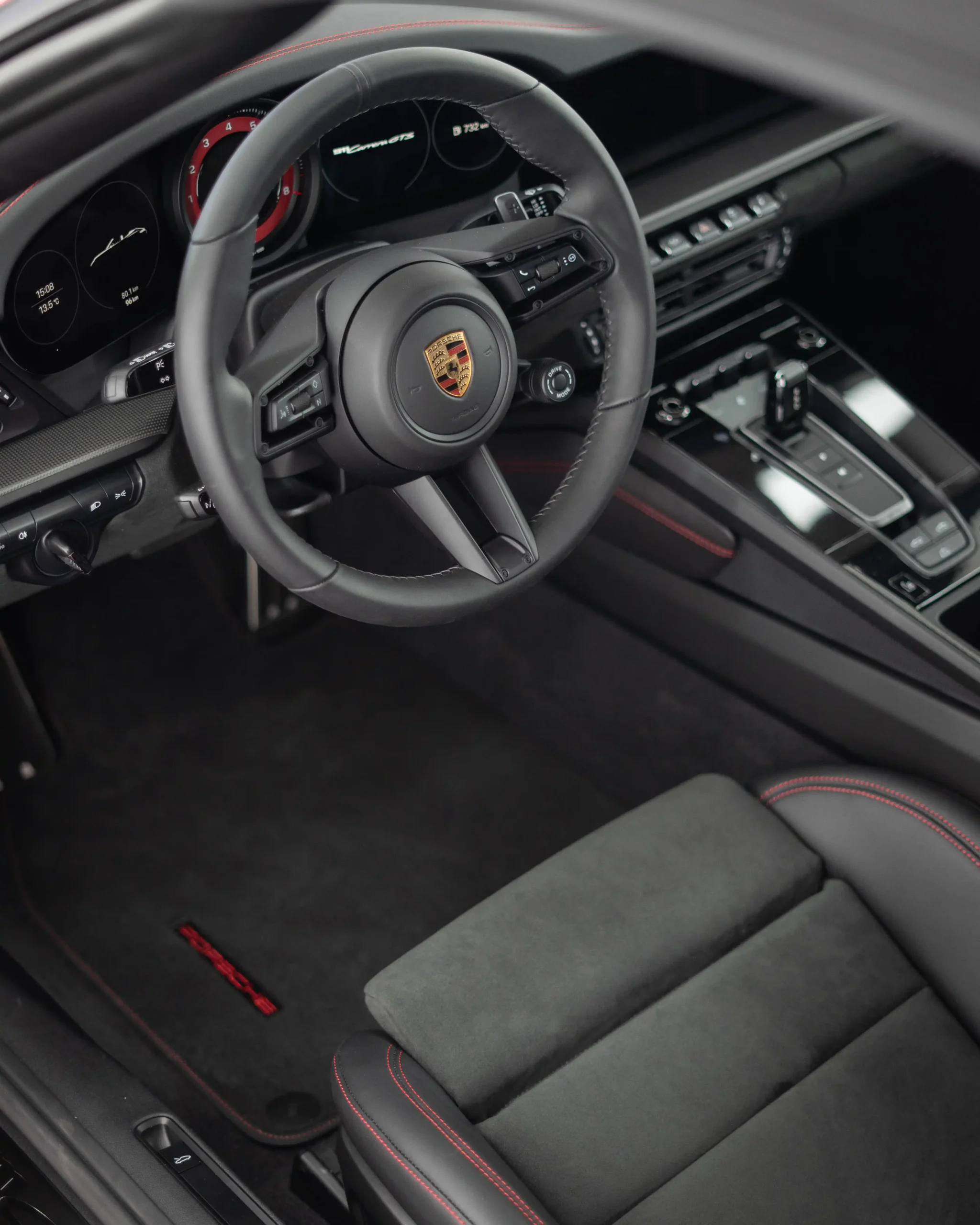 Ein extrem schöner 911er wie dieser Porsche 992 Carrera GTS hat zurecht eine exklusive Lackschutzfolierung verdient.