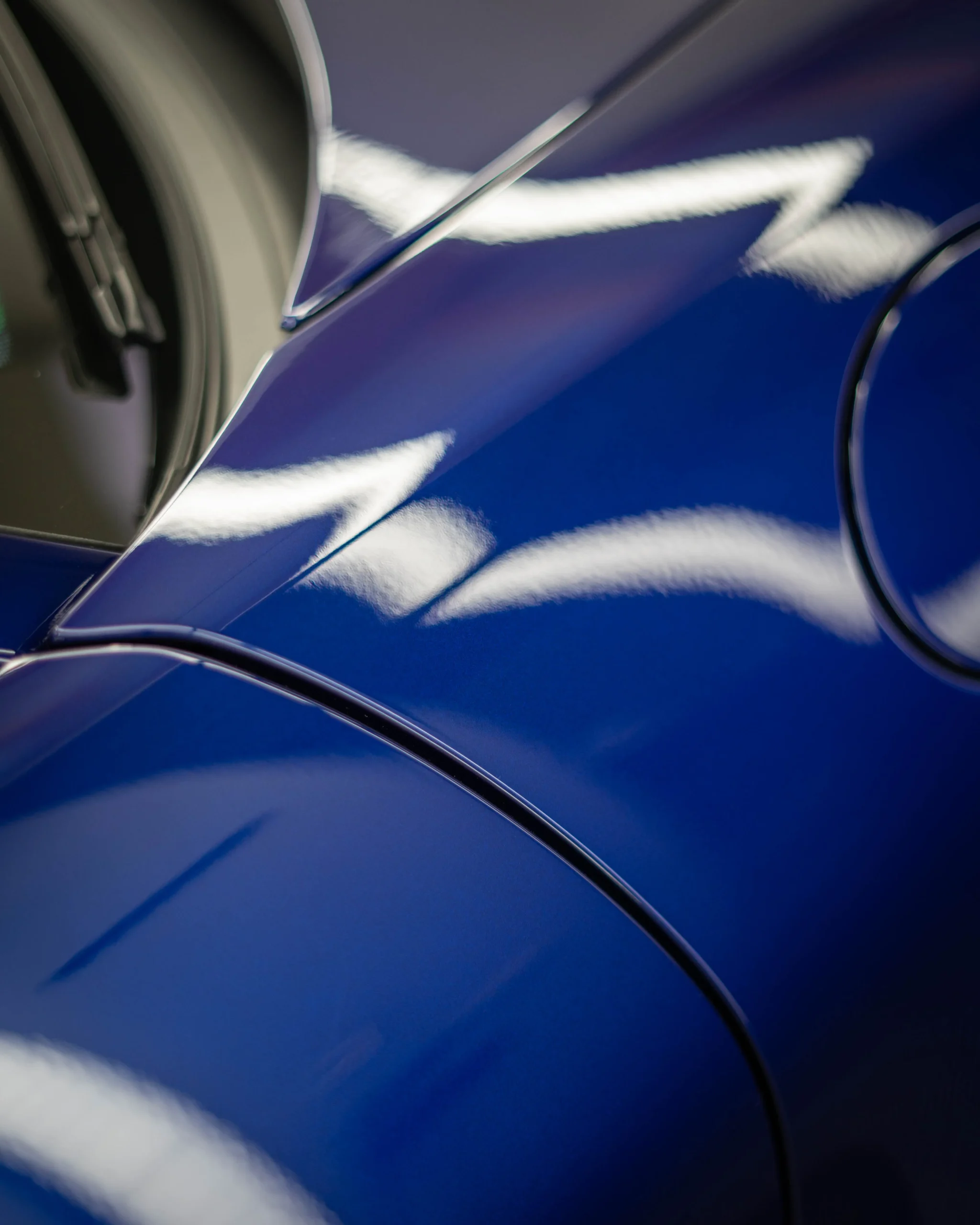 Sorgfältige Arbeit egal wer diesen Porsche 992 Carrera S aus dem Sonderwunsch Programm bisher angefasst hat.