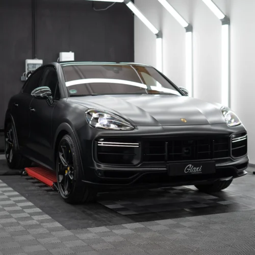Der weltweit stärkste SUV ist dieser Porsche Cayenne Turbo GT.