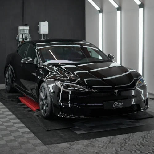 Innovativ und deshalb extrem beliebt, dieses Tesla Model S Plaid gehört zu den beliebtesten Elektroautos auf dem Markt.